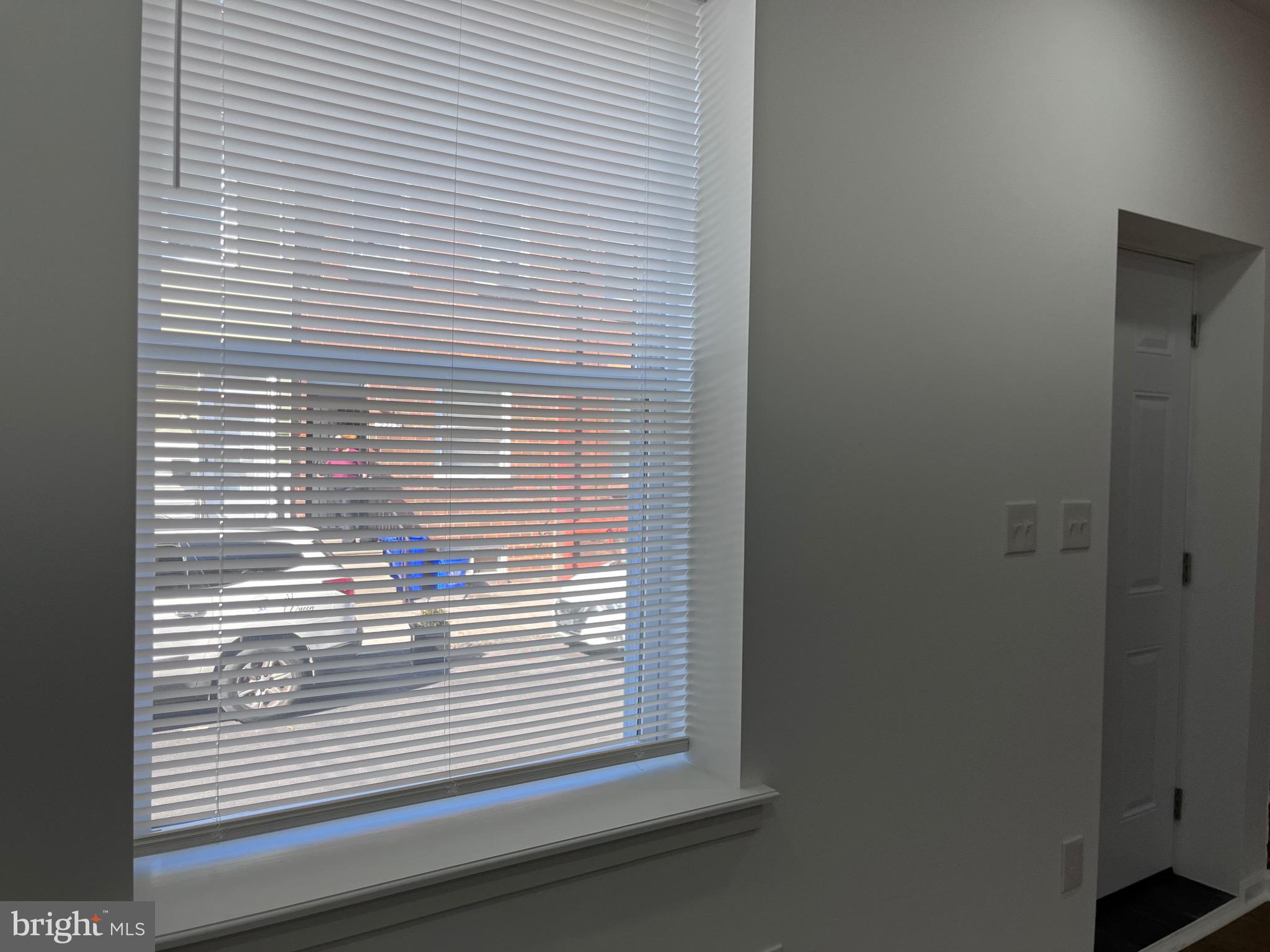 STRAWBERRY MANSION - Residential