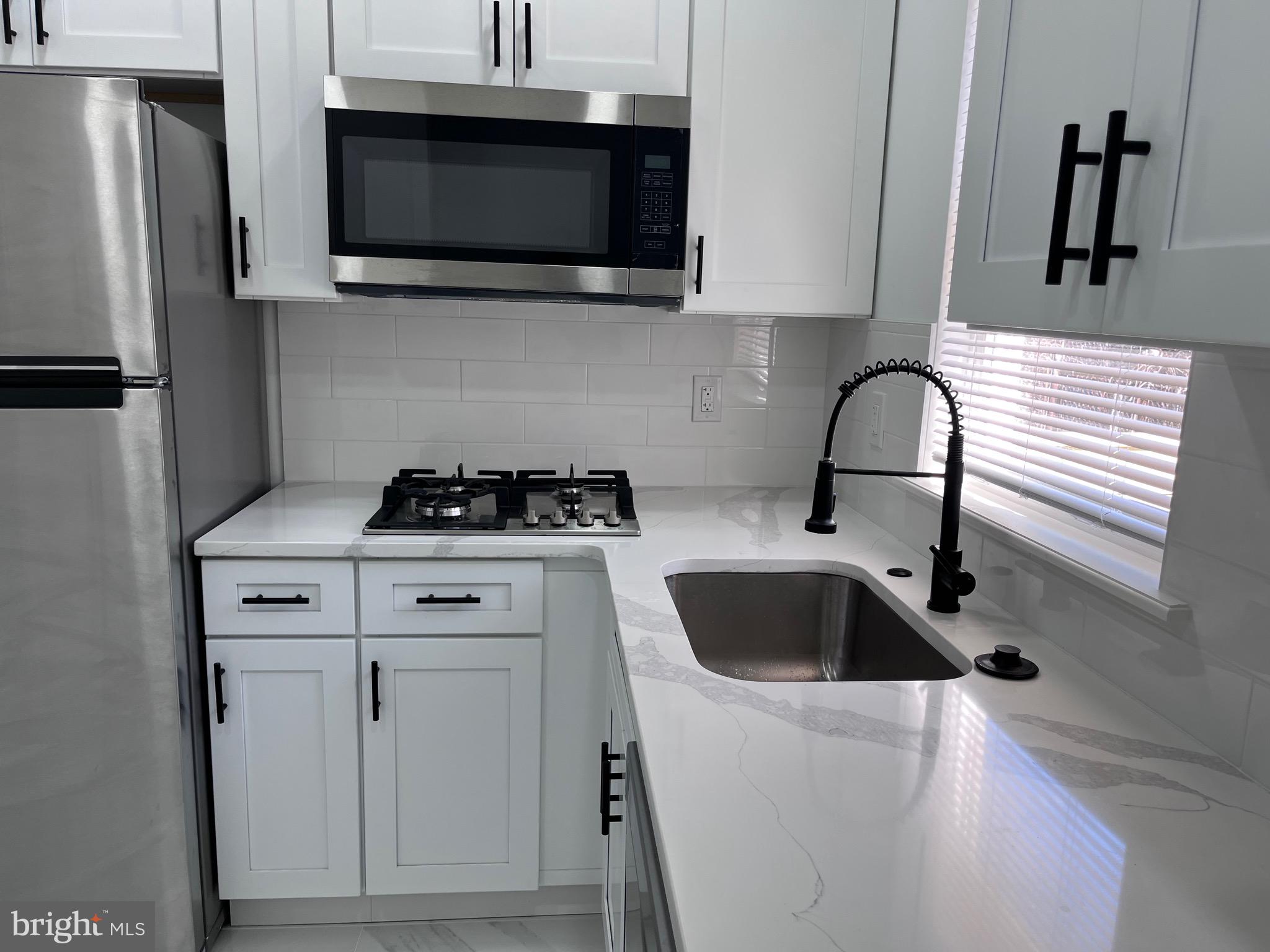 STRAWBERRY MANSION - Residential