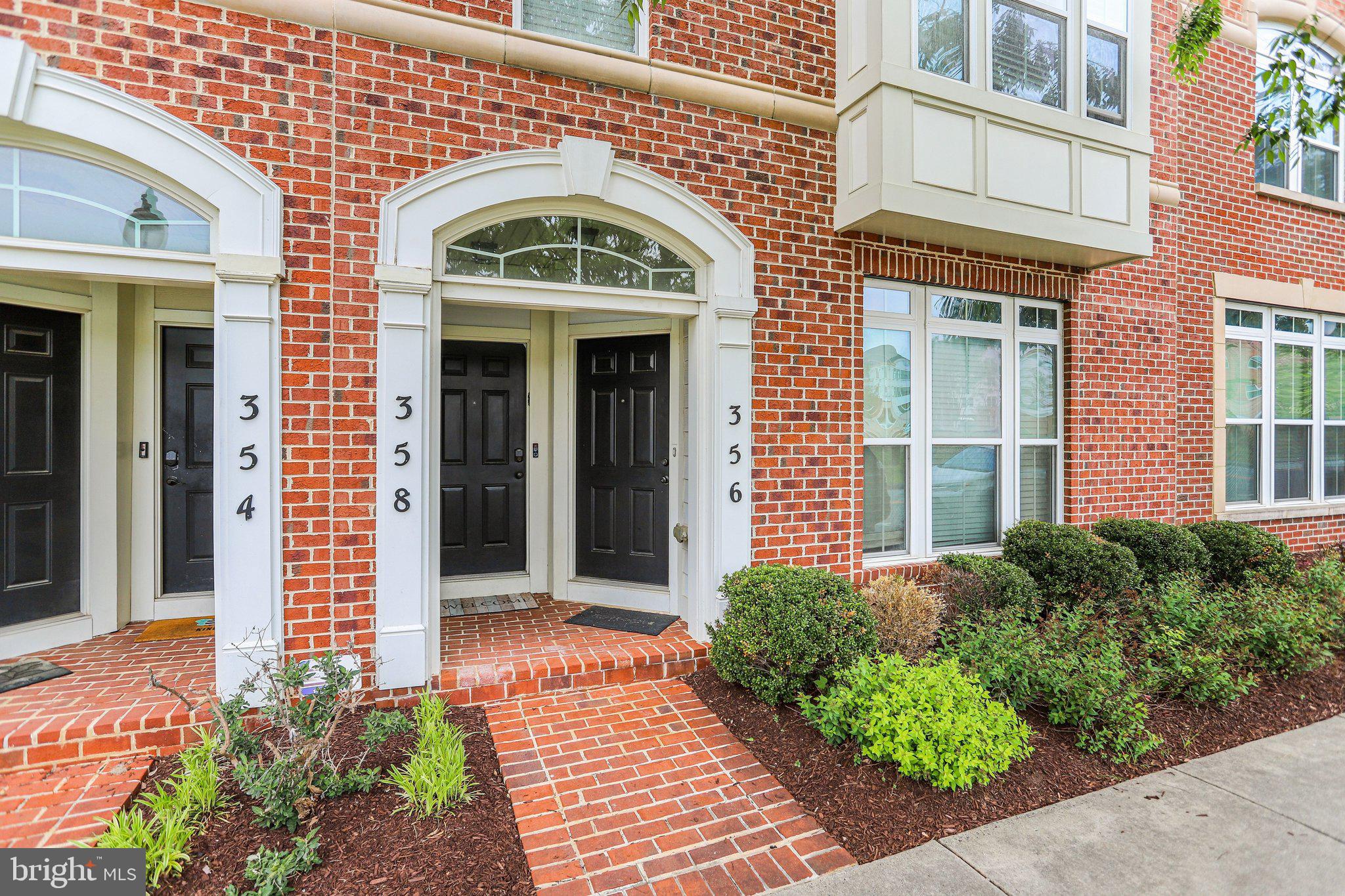358 URBAN AVENUE 358