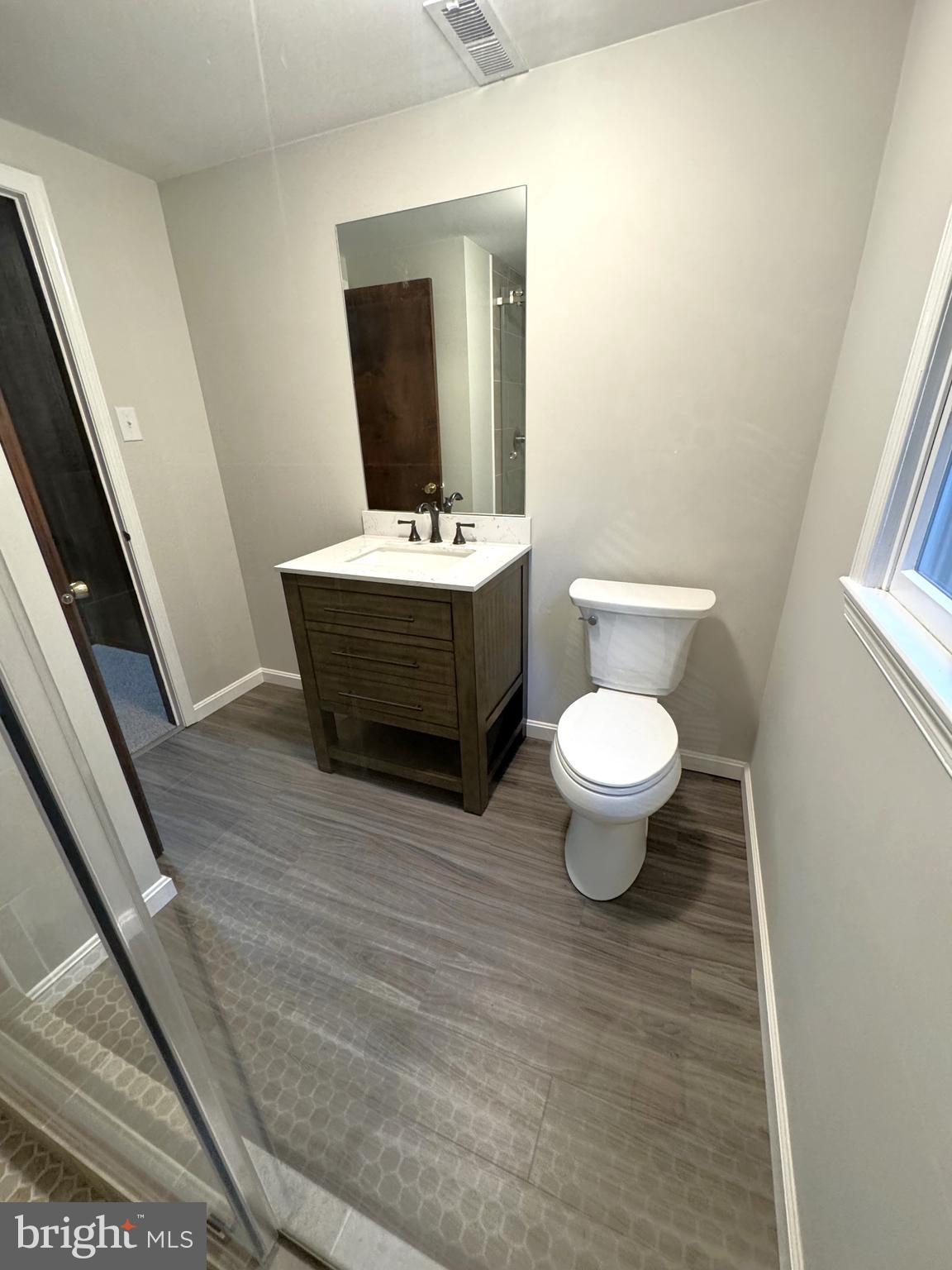 MURRAY HILL - Residential