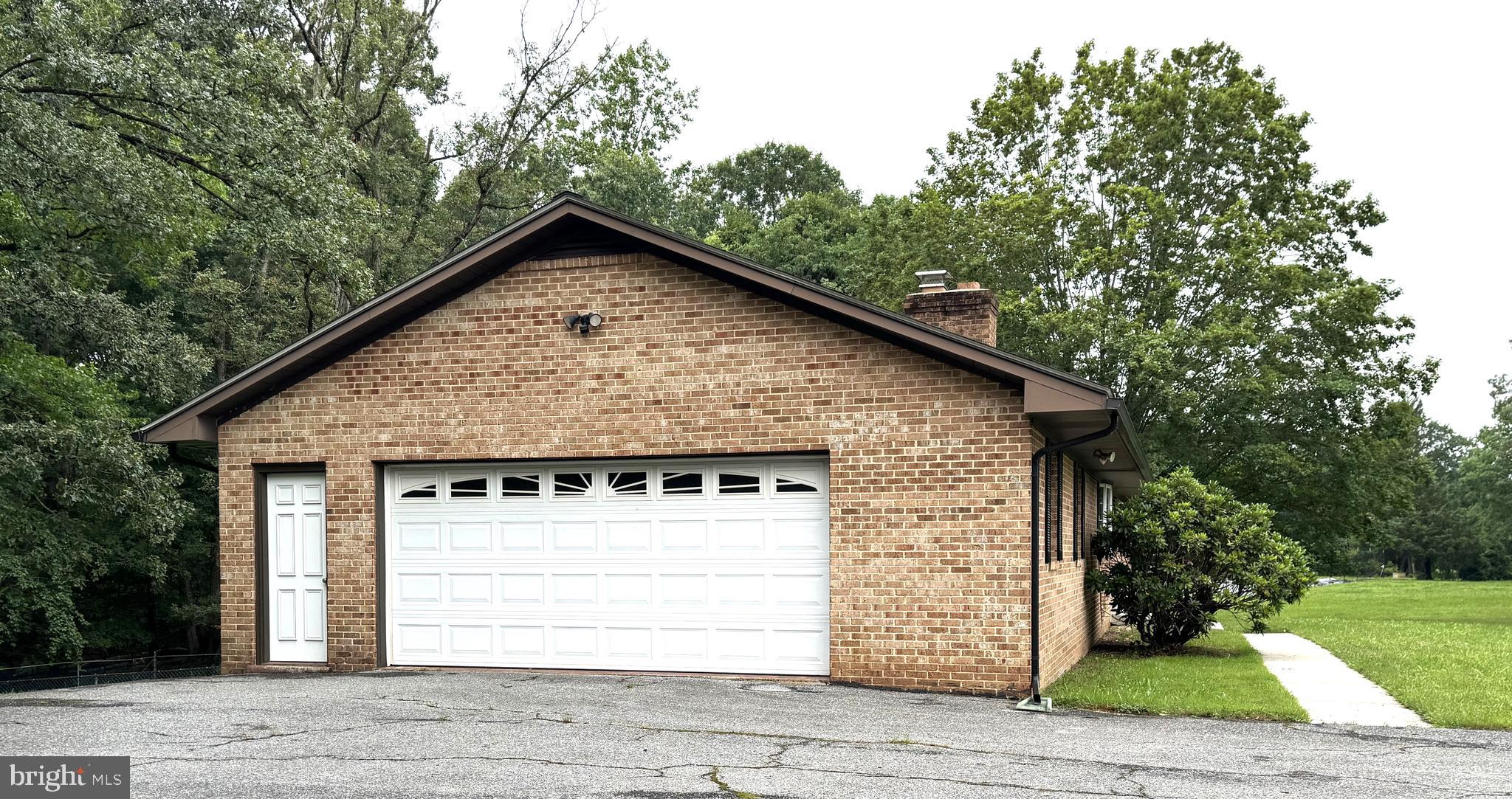 MURRAY HILL - Residential