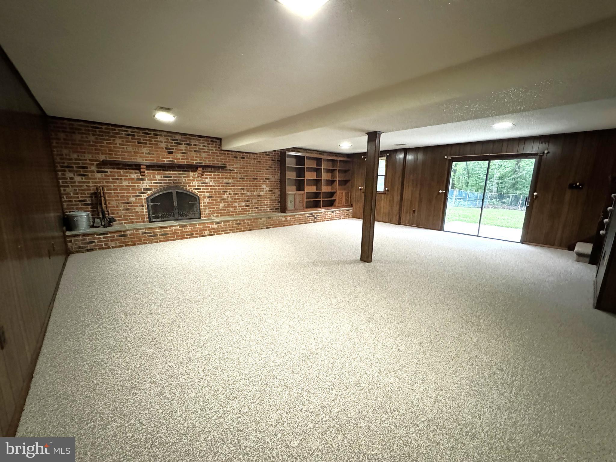 MURRAY HILL - Residential