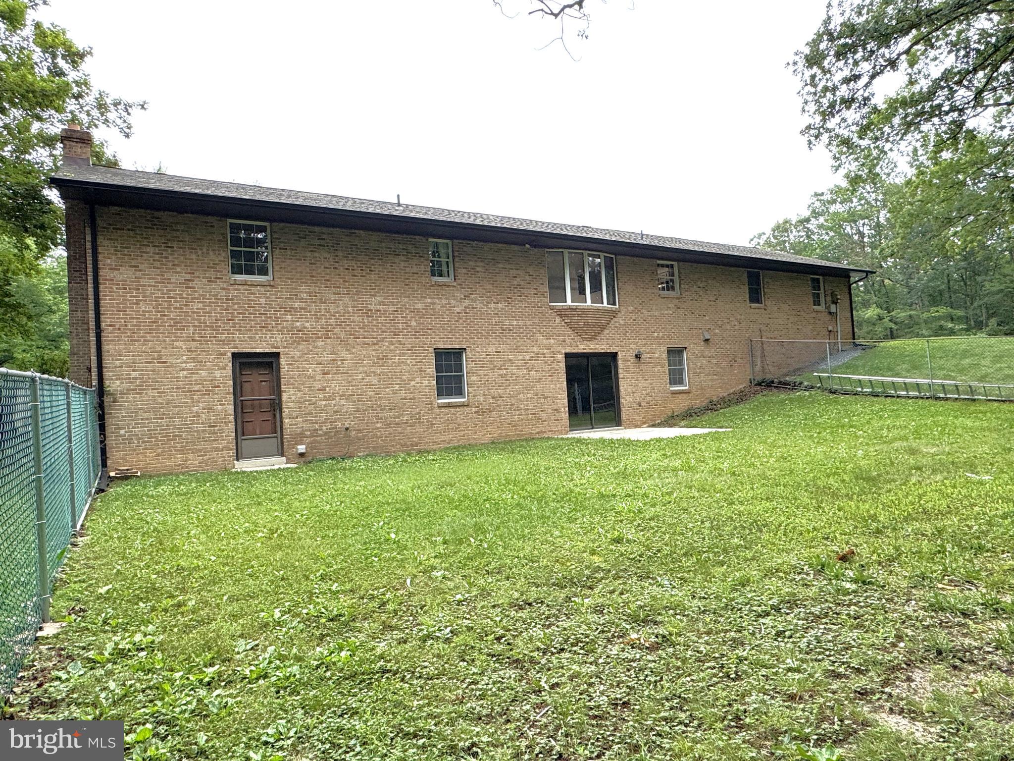 MURRAY HILL - Residential