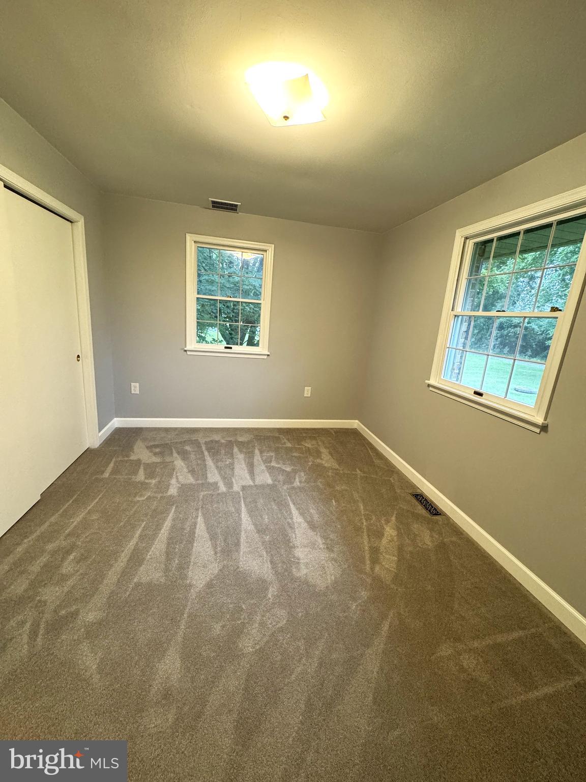 MURRAY HILL - Residential