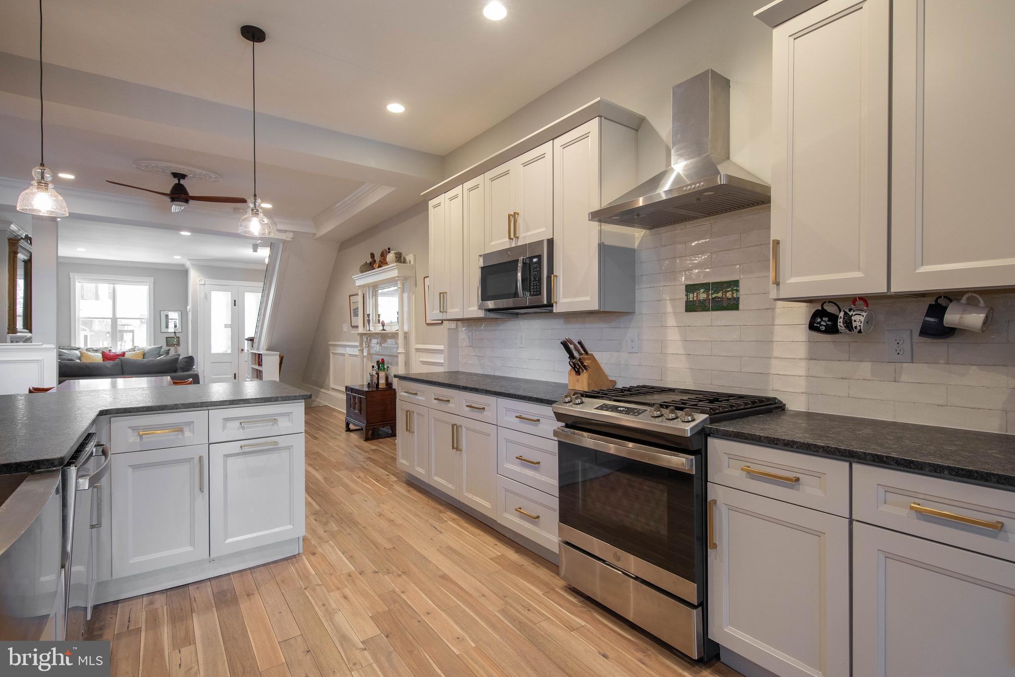 SPRUCE HILL - Residential