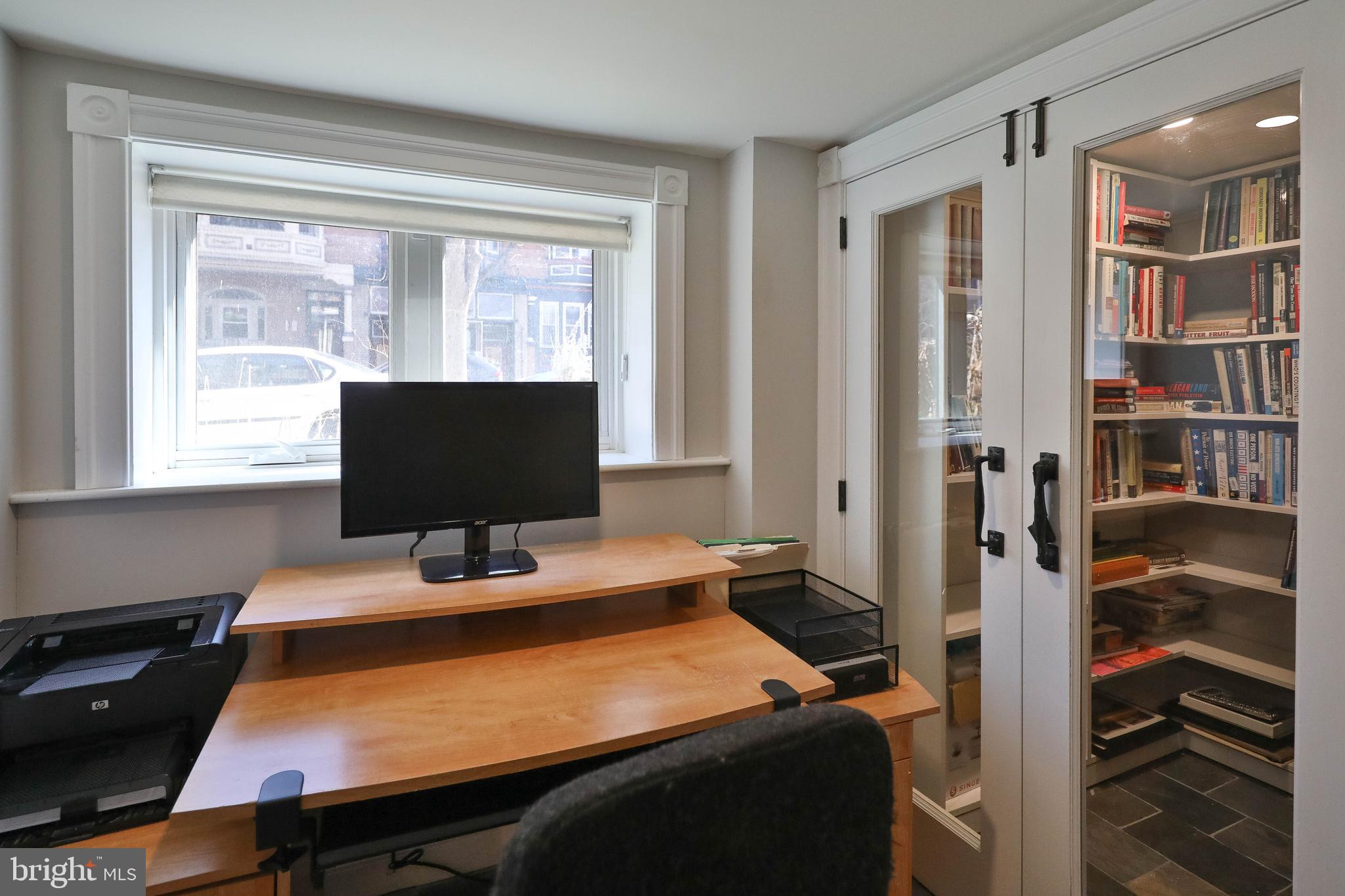 SPRUCE HILL - Residential