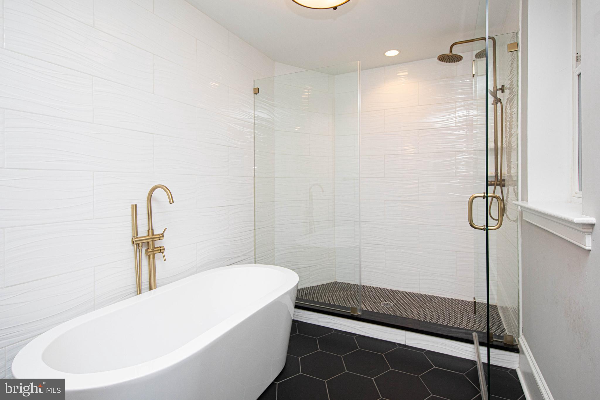 SPRUCE HILL - Residential