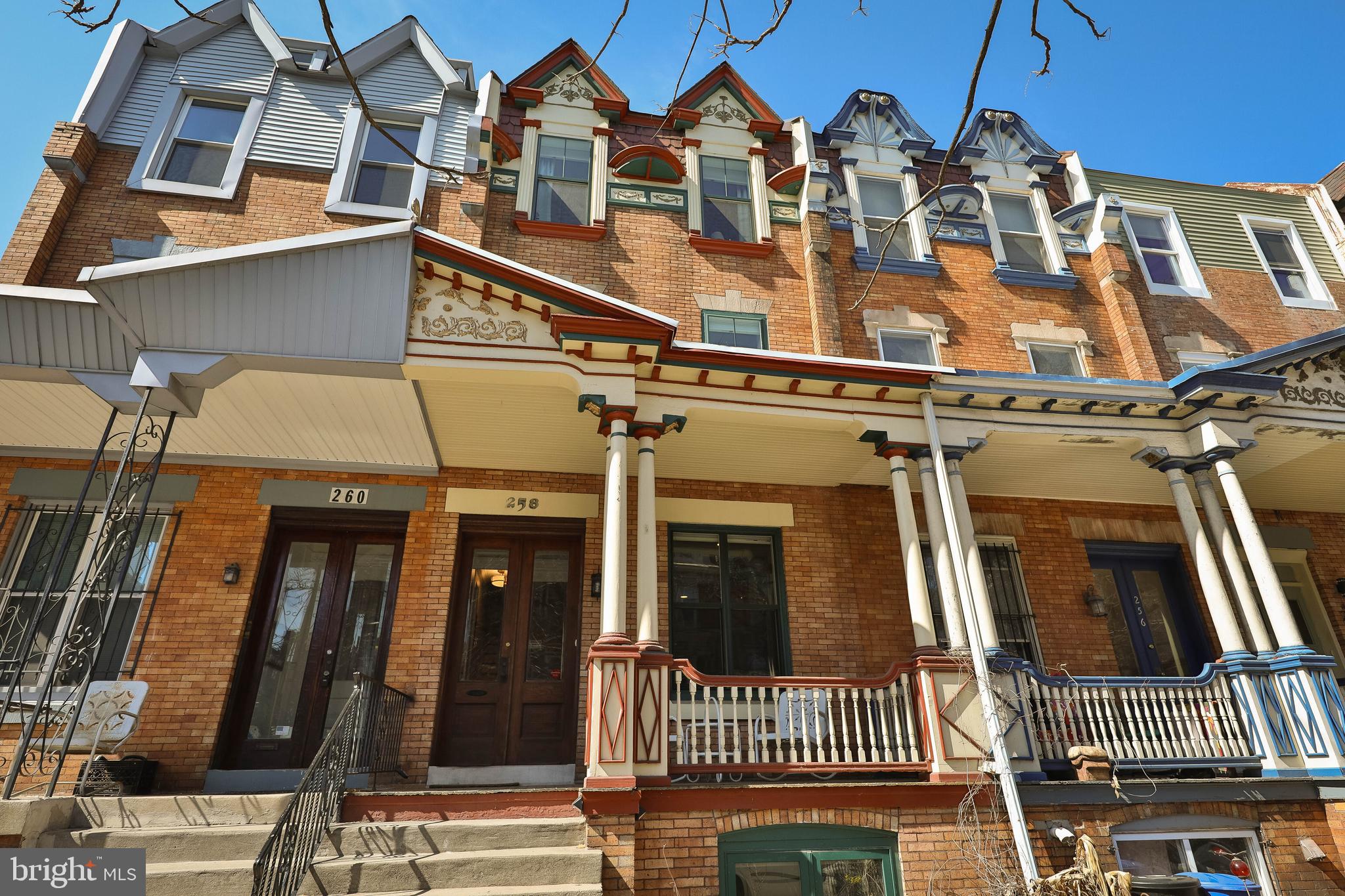 SPRUCE HILL - Residential