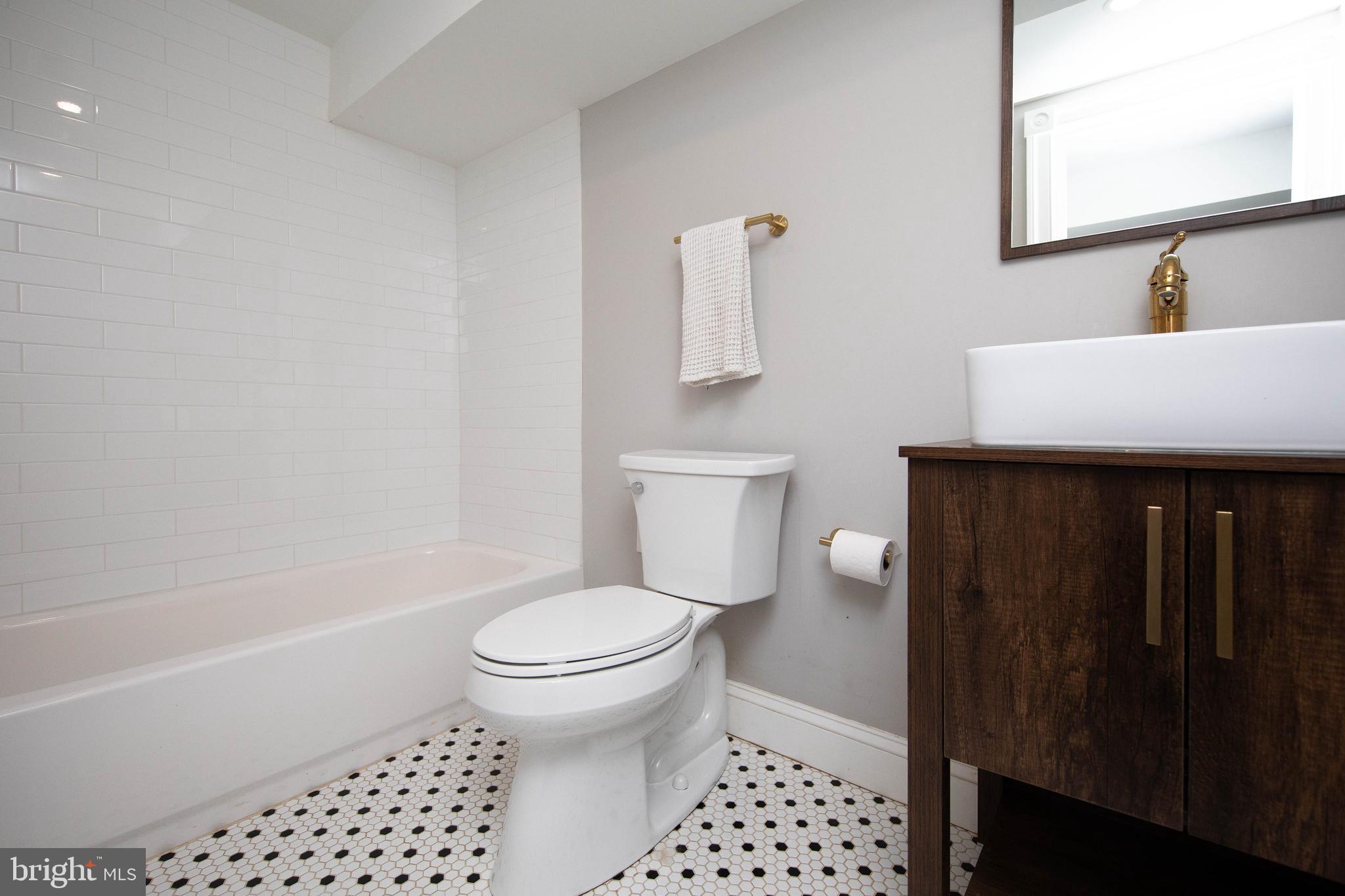 SPRUCE HILL - Residential