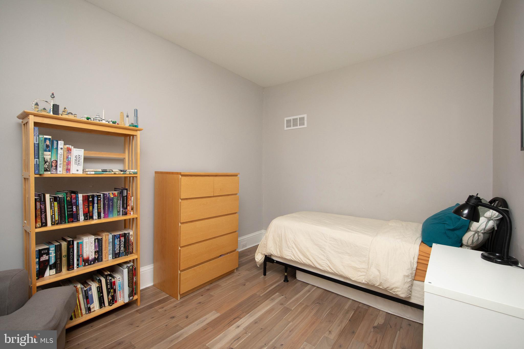 SPRUCE HILL - Residential