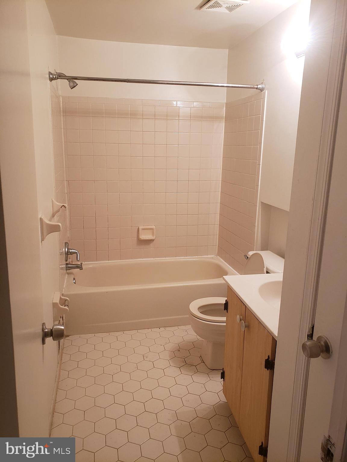 OLD CITY - Residential Lease