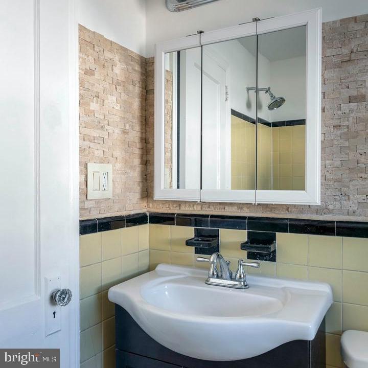 DREXEL PARK GARDEN - Residential