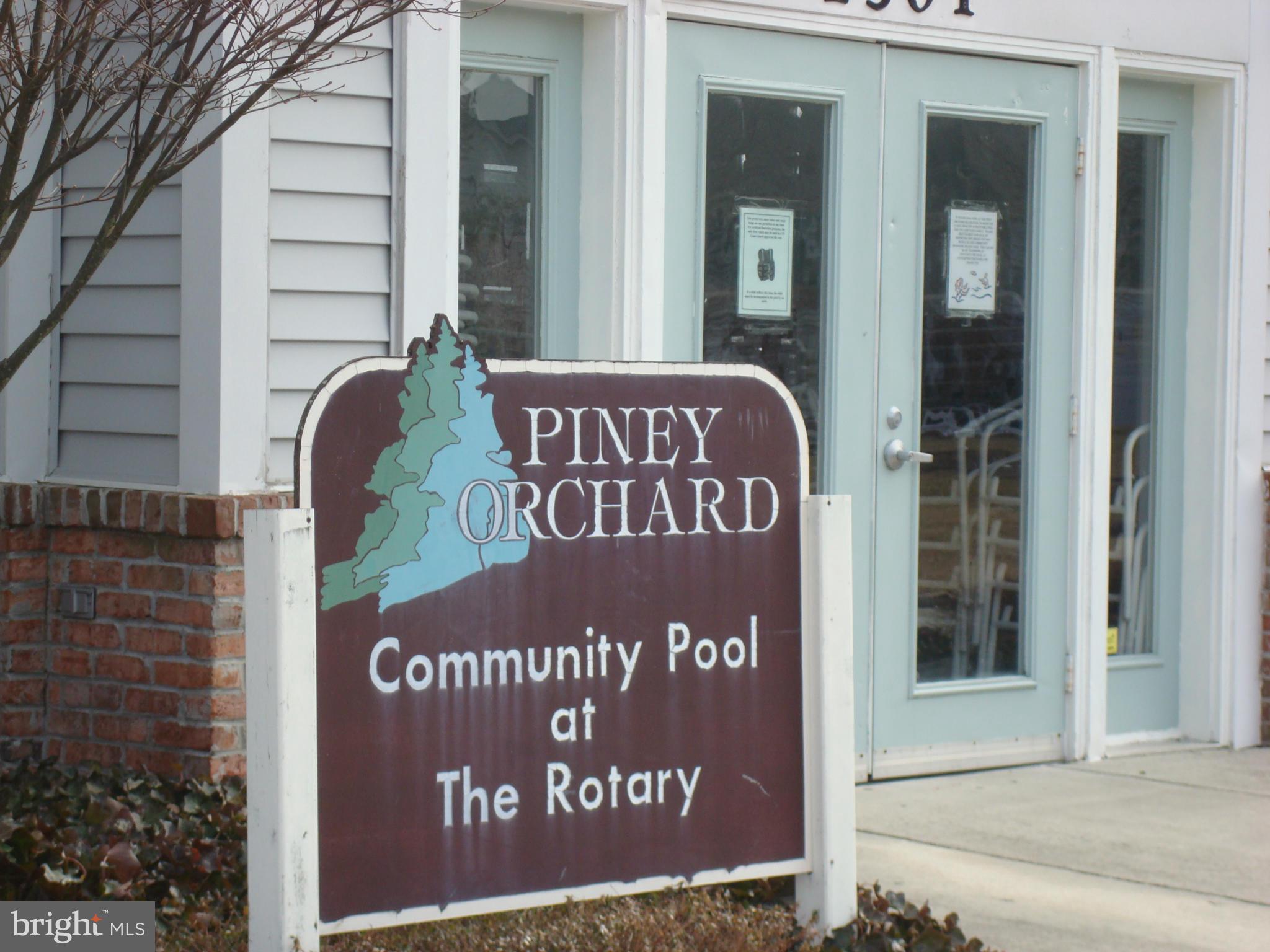 PINEY ORCHARD - Residential