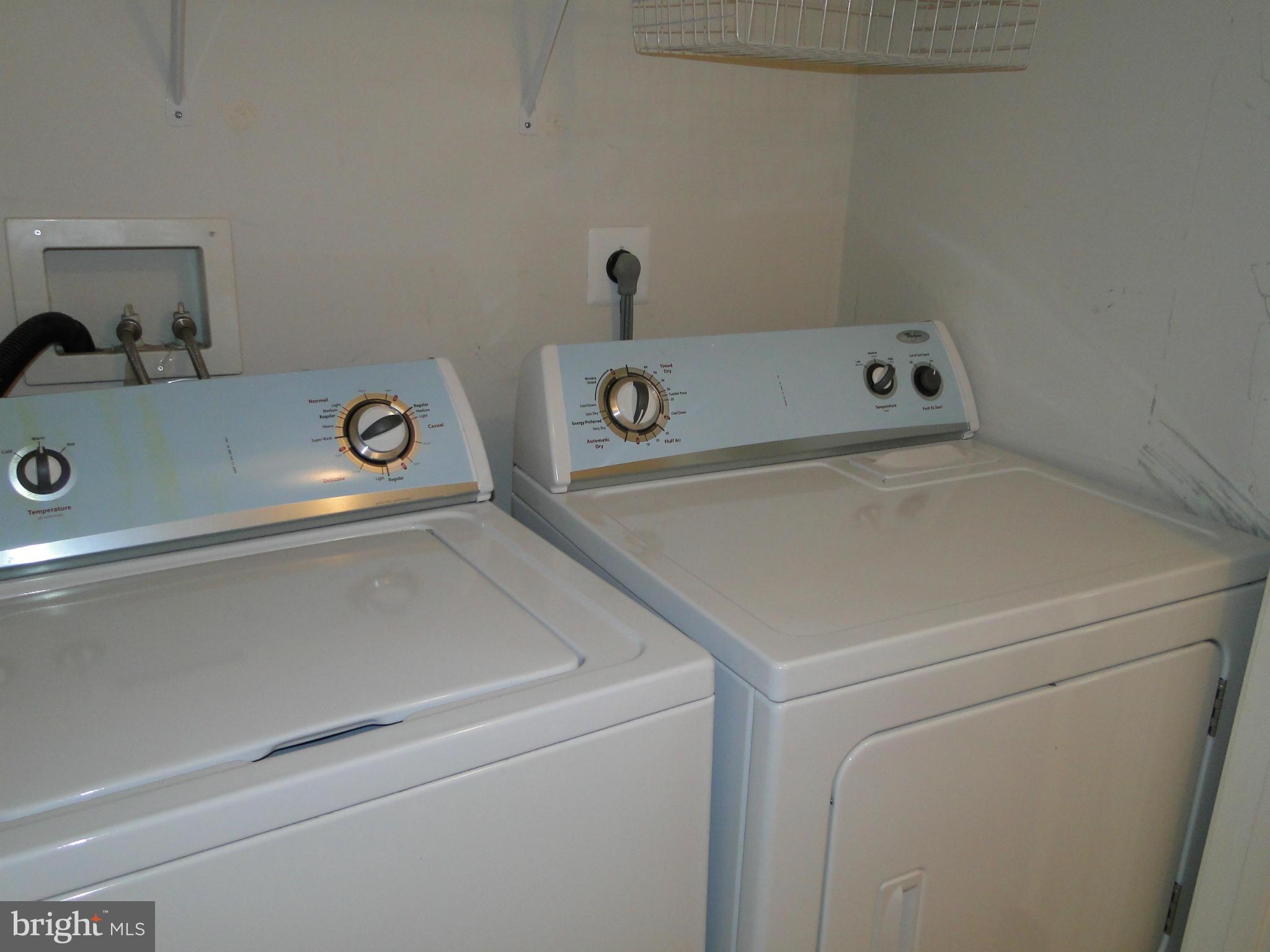 PINEY ORCHARD - Residential