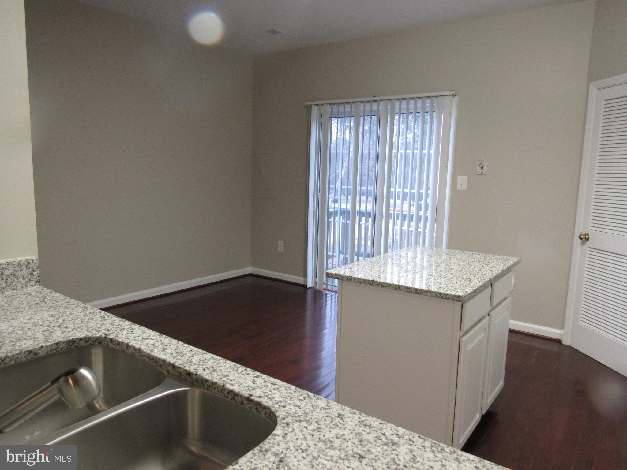 PINEY ORCHARD - Residential