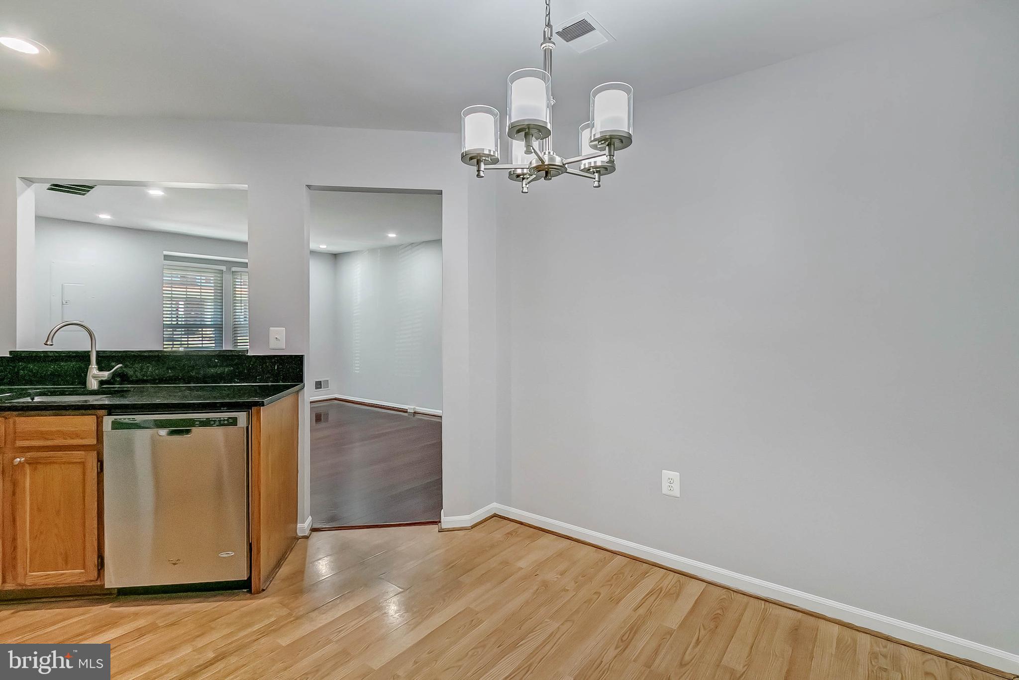 GUNSTON CORNER - Residential Lease