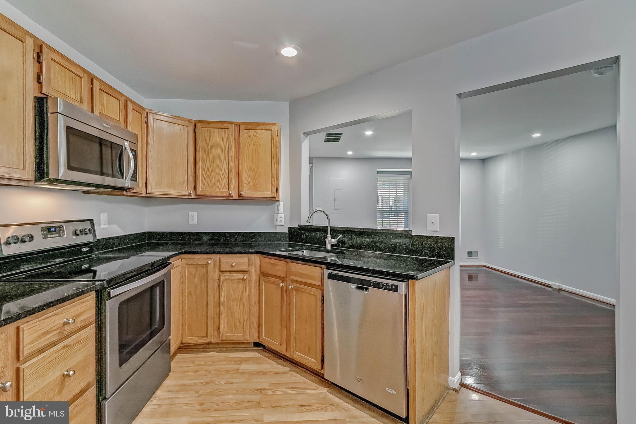 GUNSTON CORNER - Residential Lease