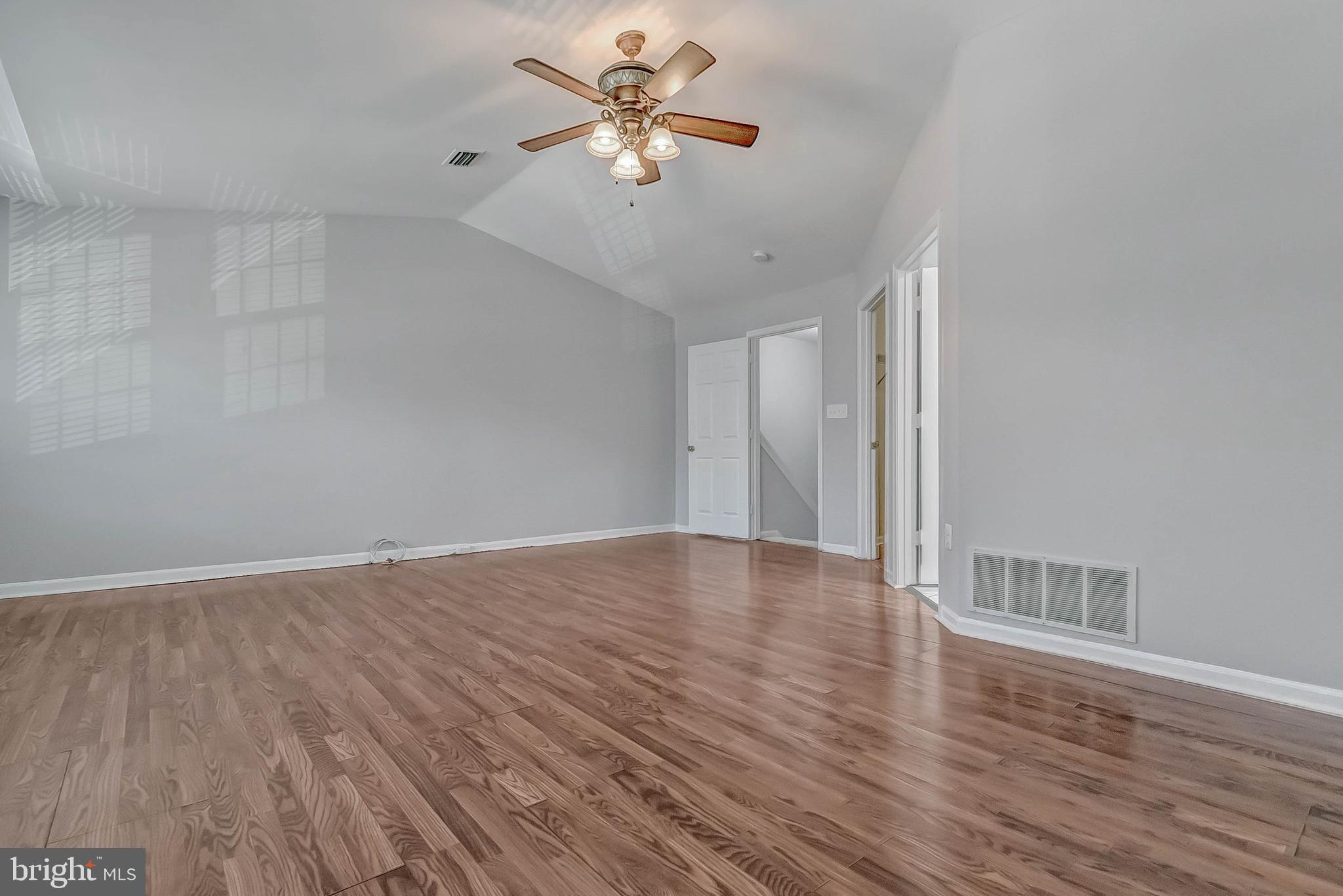 GUNSTON CORNER - Residential Lease