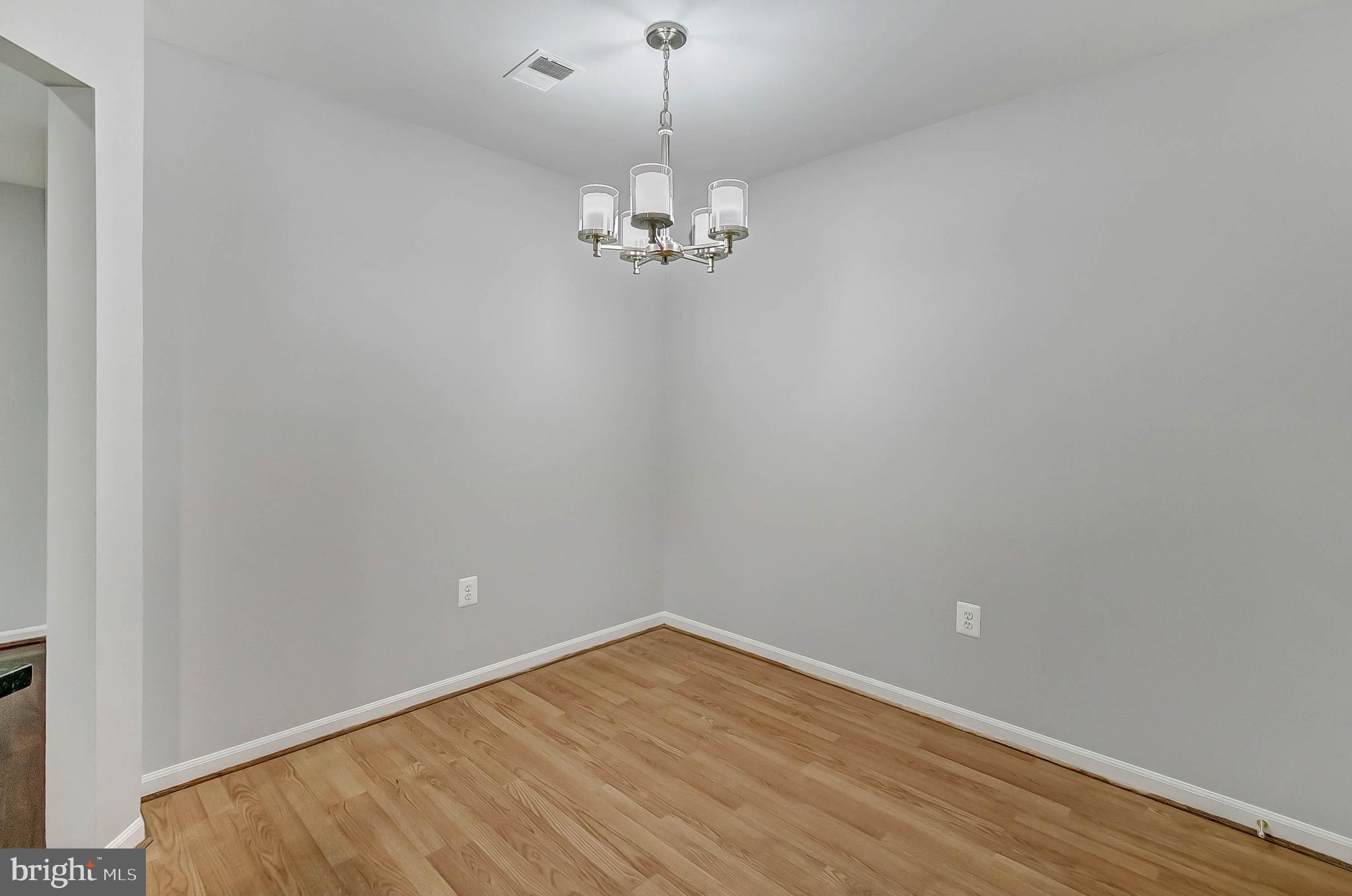 GUNSTON CORNER - Residential Lease