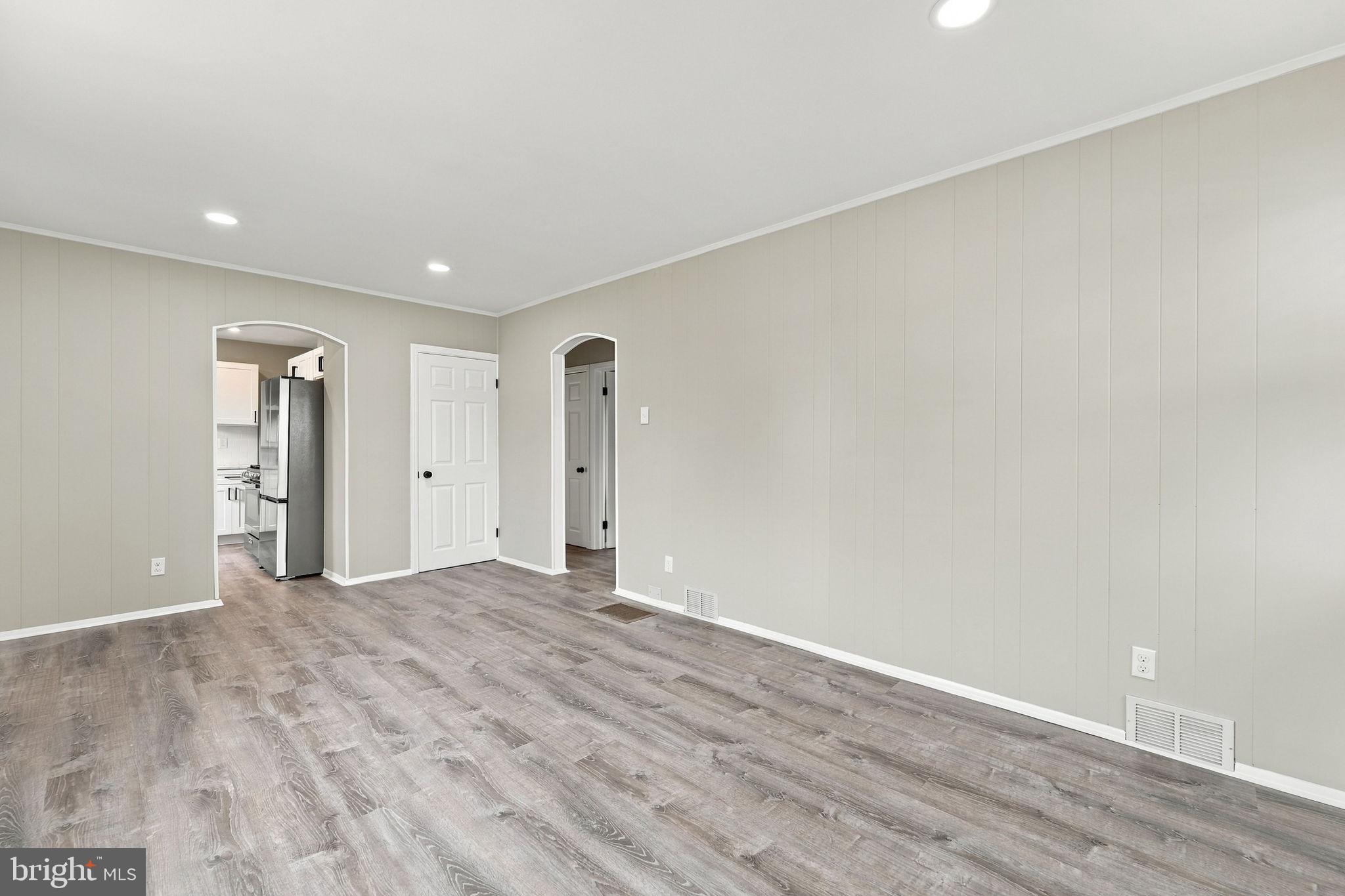 15 SULLIVAN AVENUE