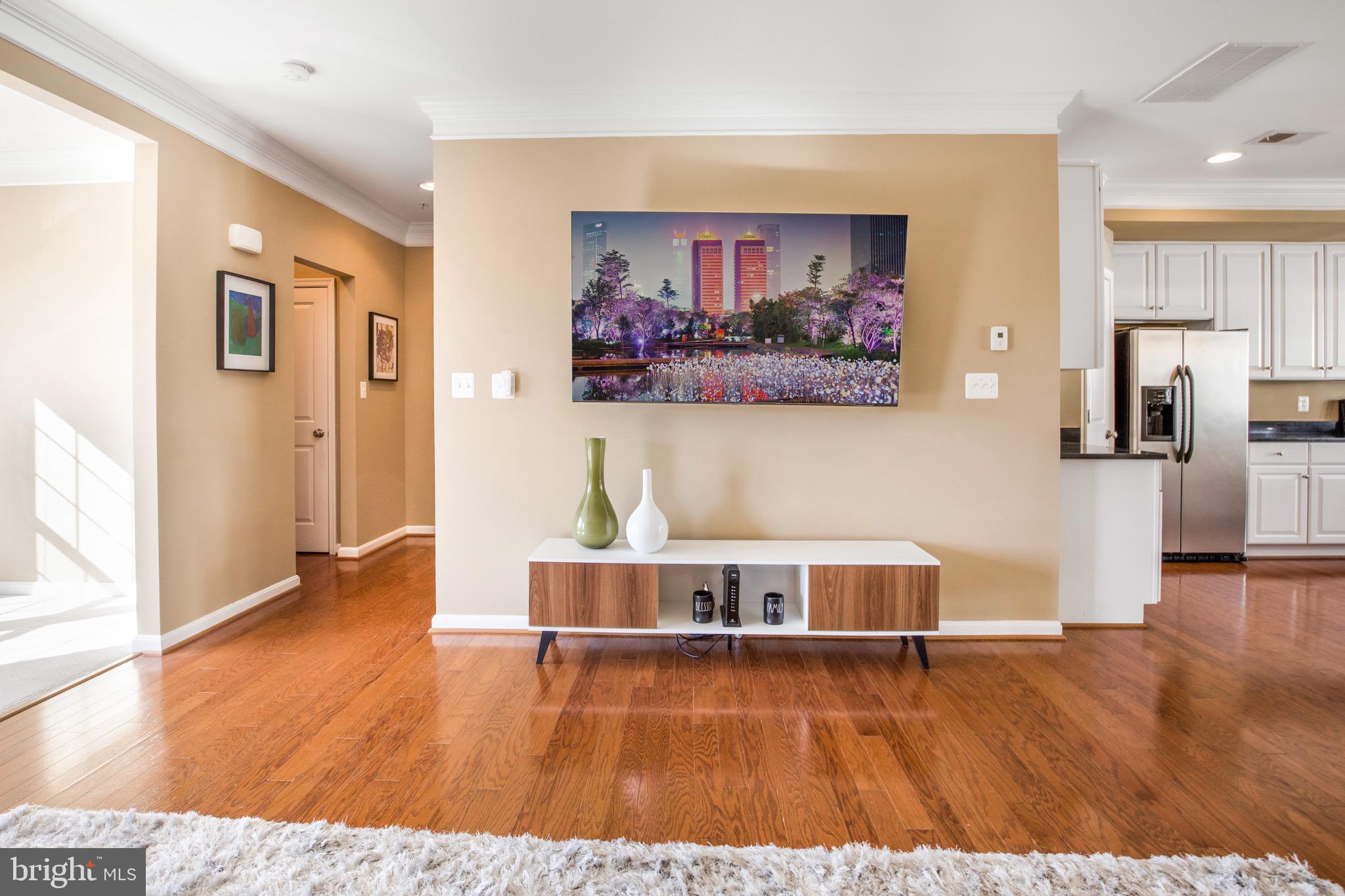 MADISON CRESCENT CONDOMINIUM - Residential