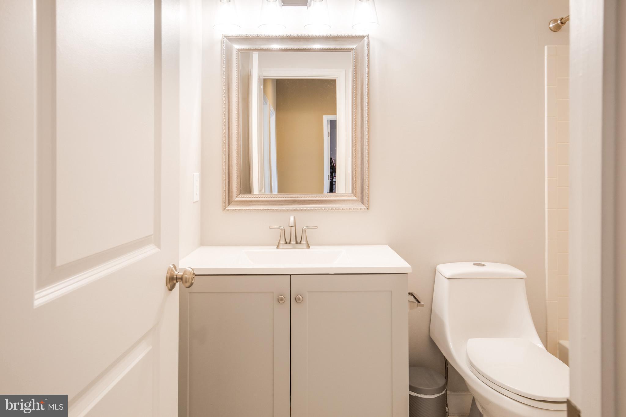 MADISON CRESCENT CONDOMINIUM - Residential