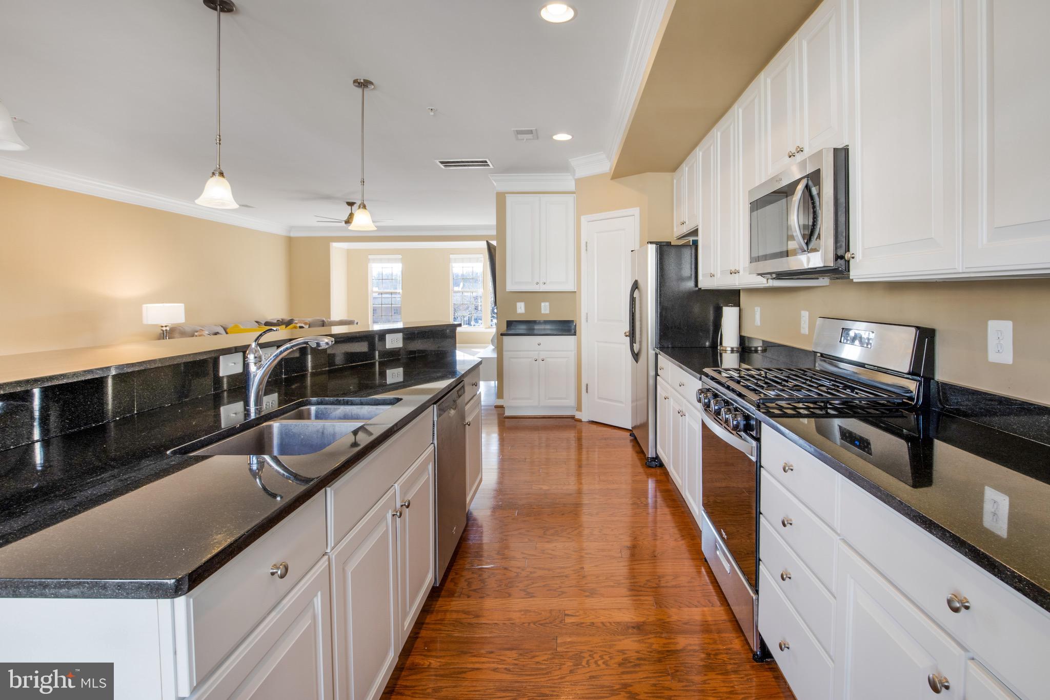 MADISON CRESCENT CONDOMINIUM - Residential