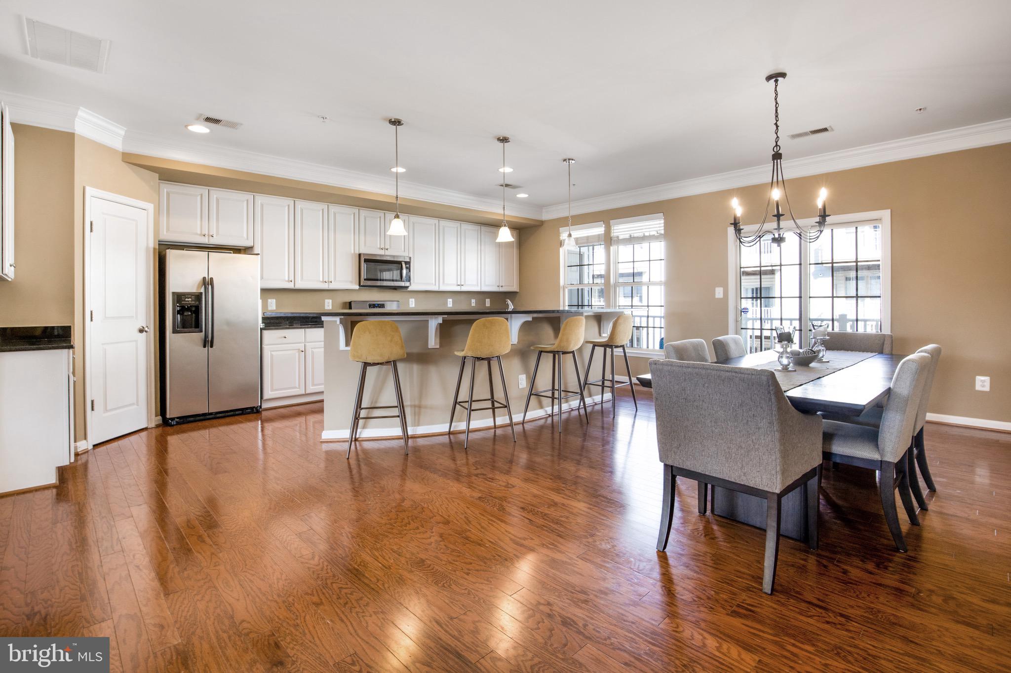 MADISON CRESCENT CONDOMINIUM - Residential