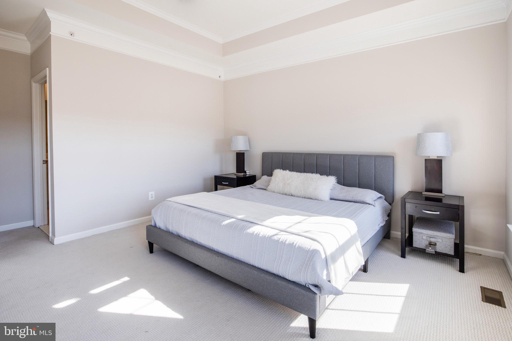 MADISON CRESCENT CONDOMINIUM - Residential