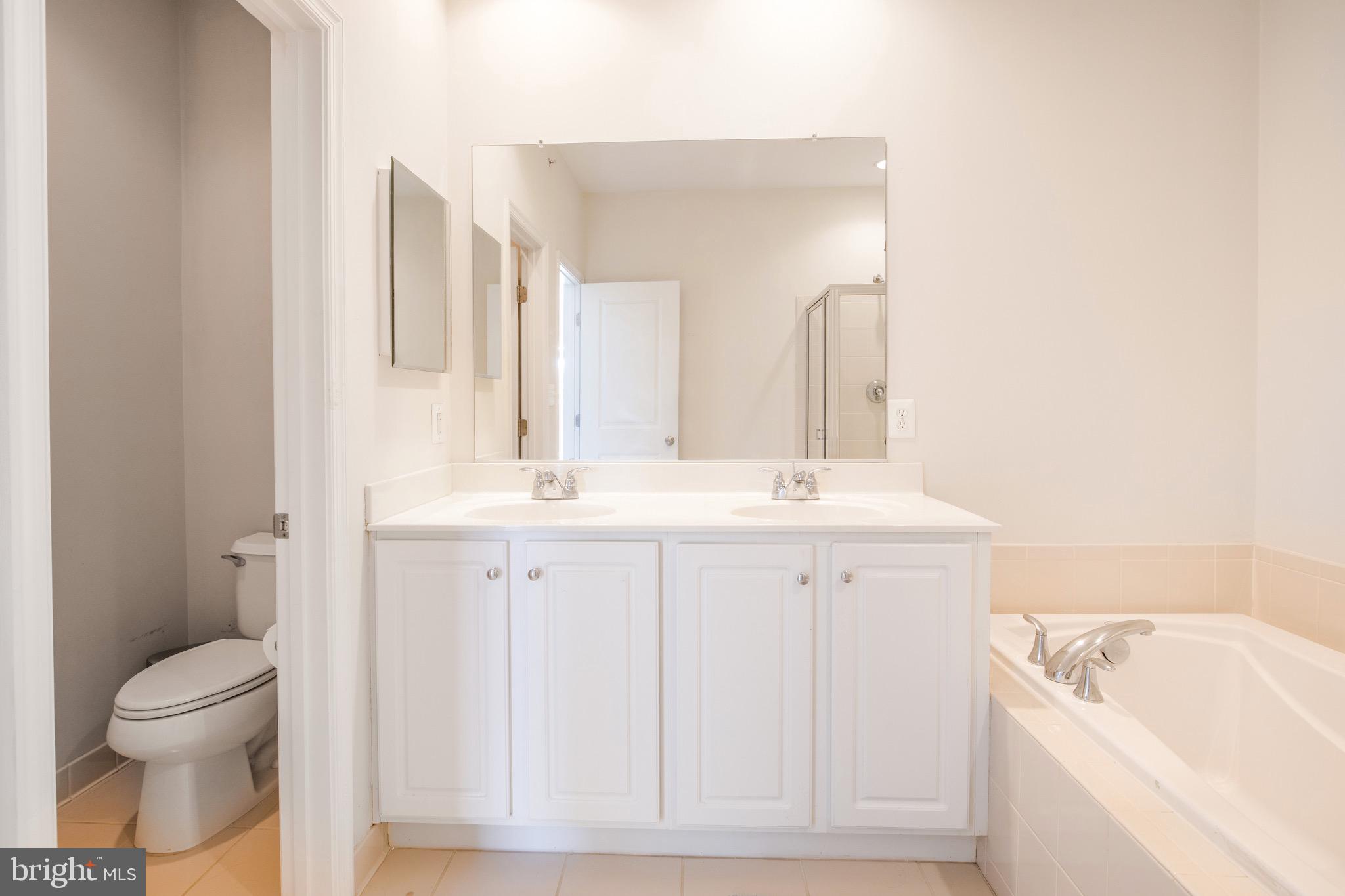 MADISON CRESCENT CONDOMINIUM - Residential