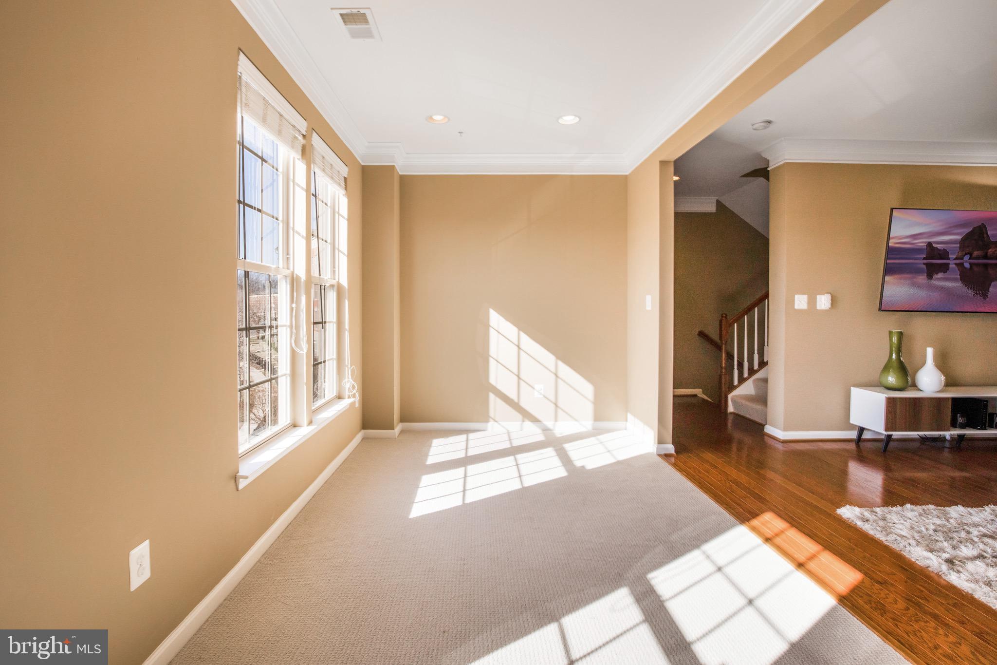 MADISON CRESCENT CONDOMINIUM - Residential