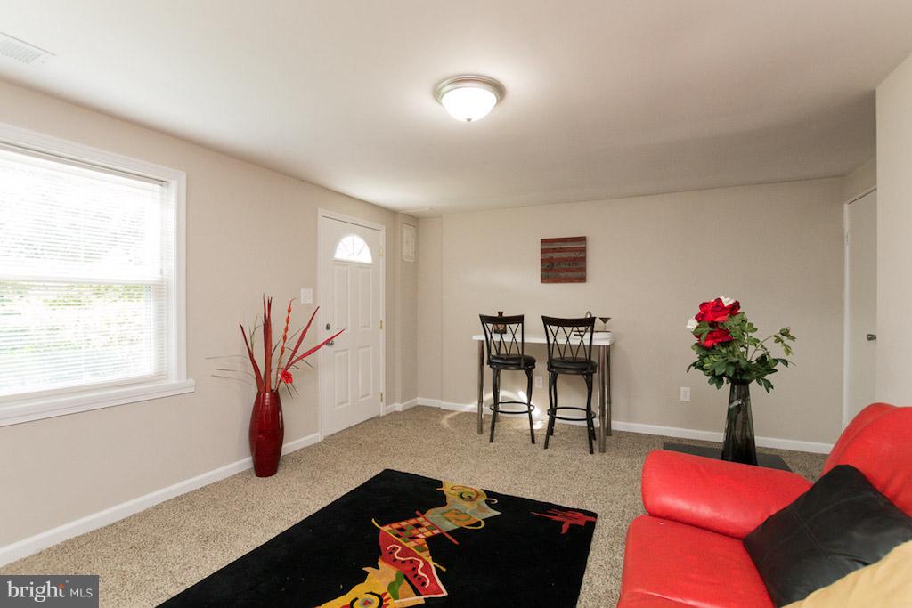 LOCH HILL - Residential