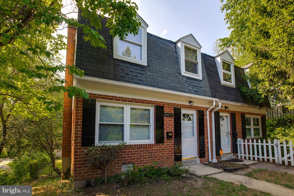 LOCH HILL - Residential