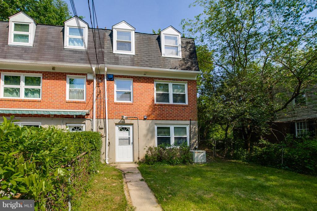 LOCH HILL - Residential