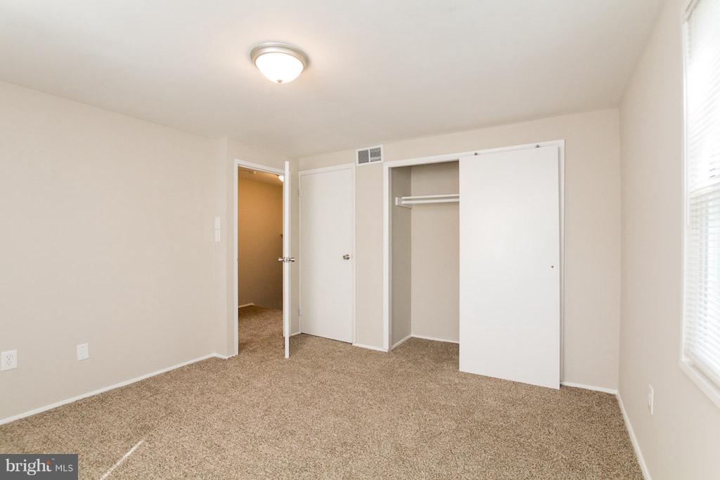 LOCH HILL - Residential