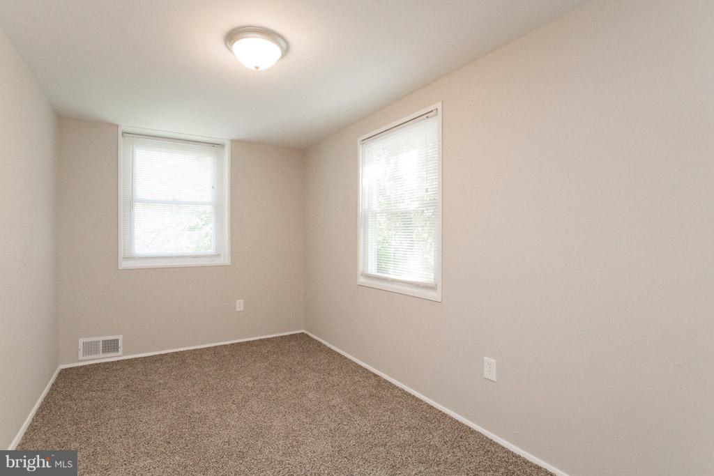 LOCH HILL - Residential