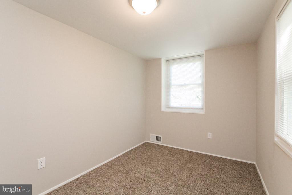 LOCH HILL - Residential