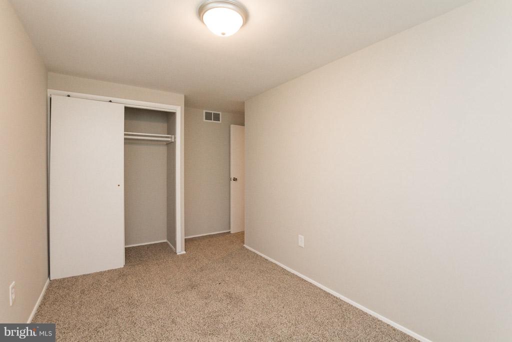 LOCH HILL - Residential