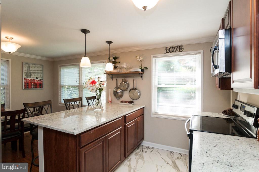 LOCH HILL - Residential