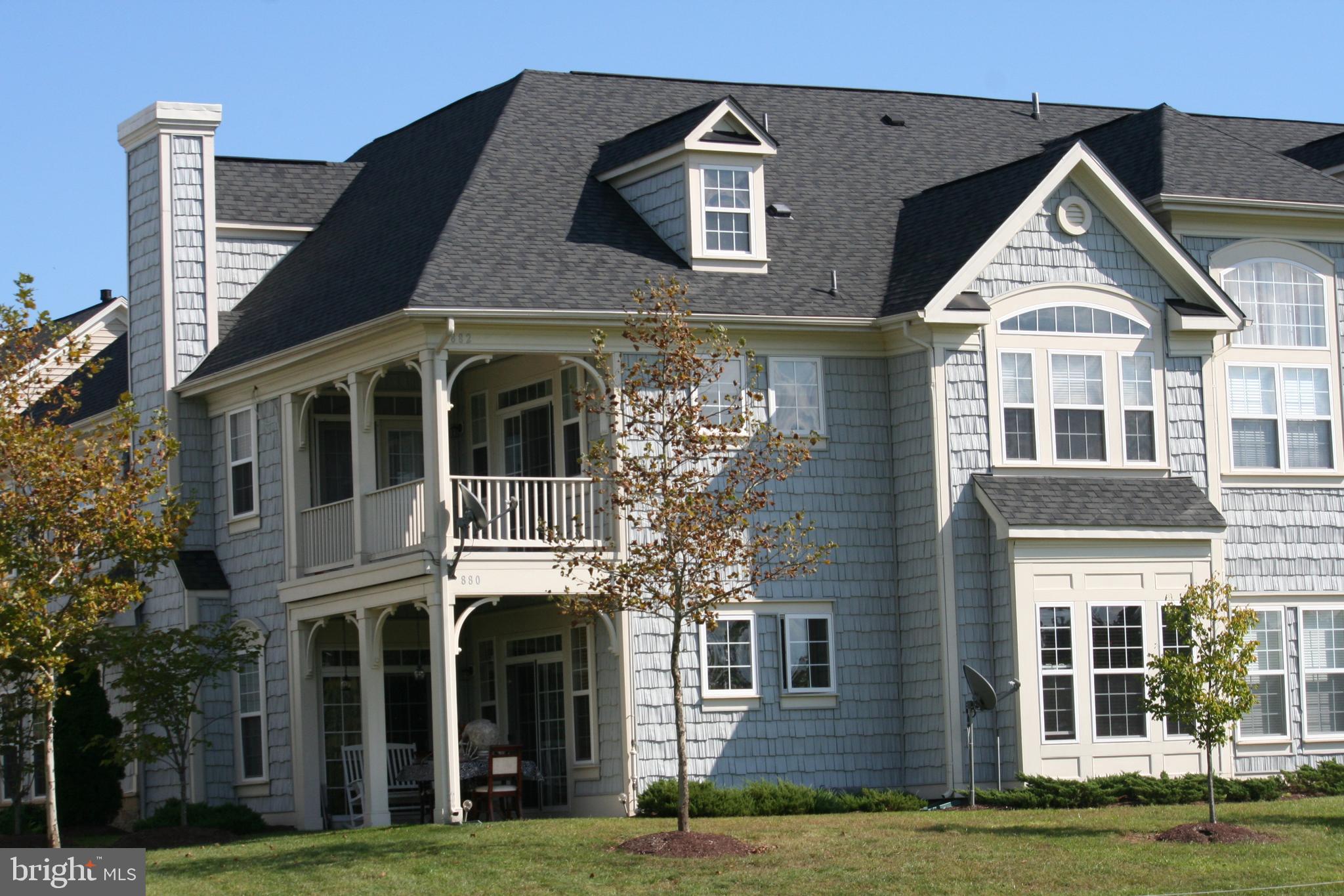 BELMONT BAY - Residential Lease