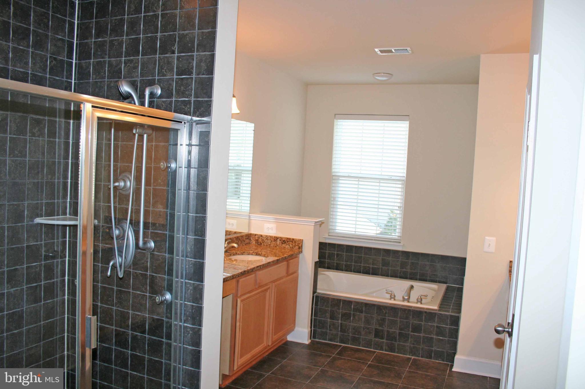 BELMONT BAY - Residential Lease