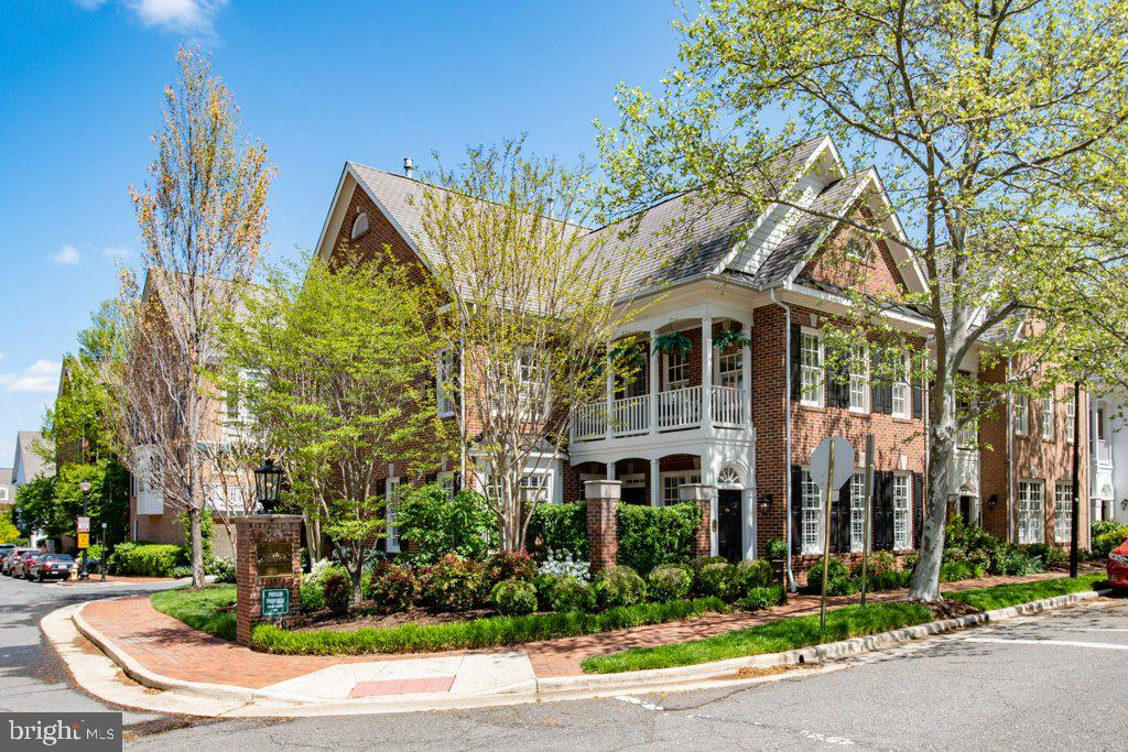 OLD TOWN VILLAGE - Residential