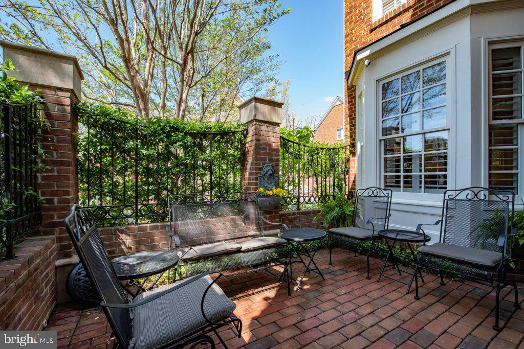 OLD TOWN VILLAGE - Residential