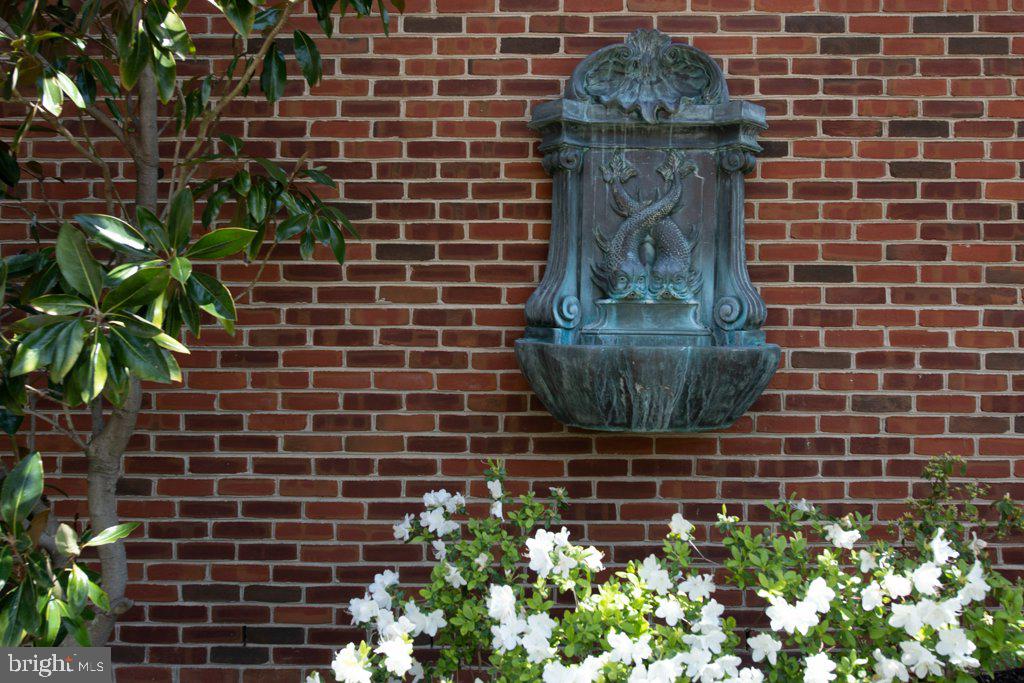 OLD TOWN VILLAGE - Residential