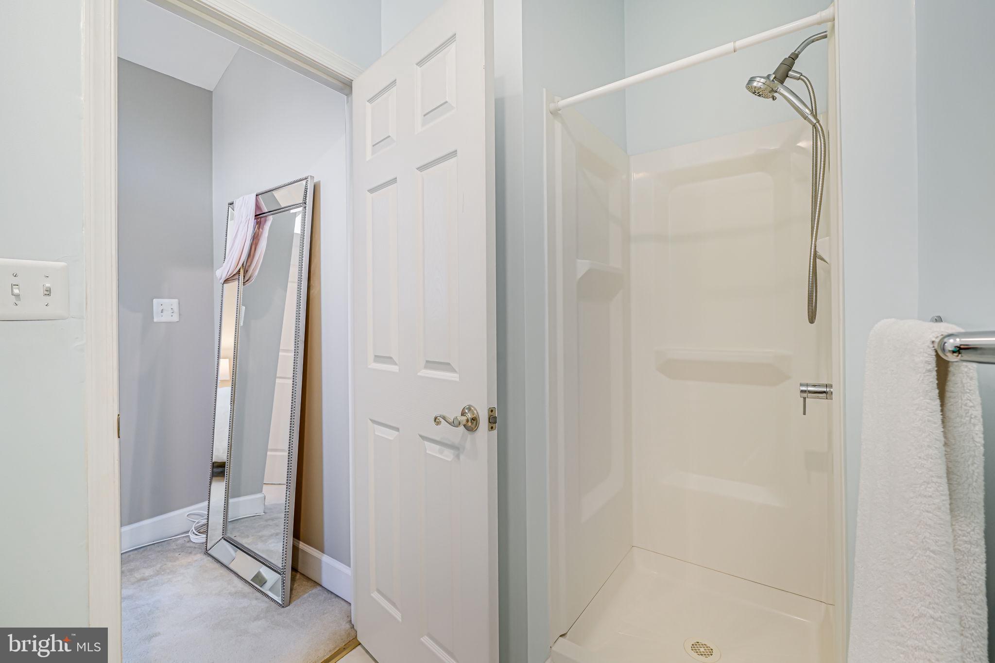 STONEGATE - Residential