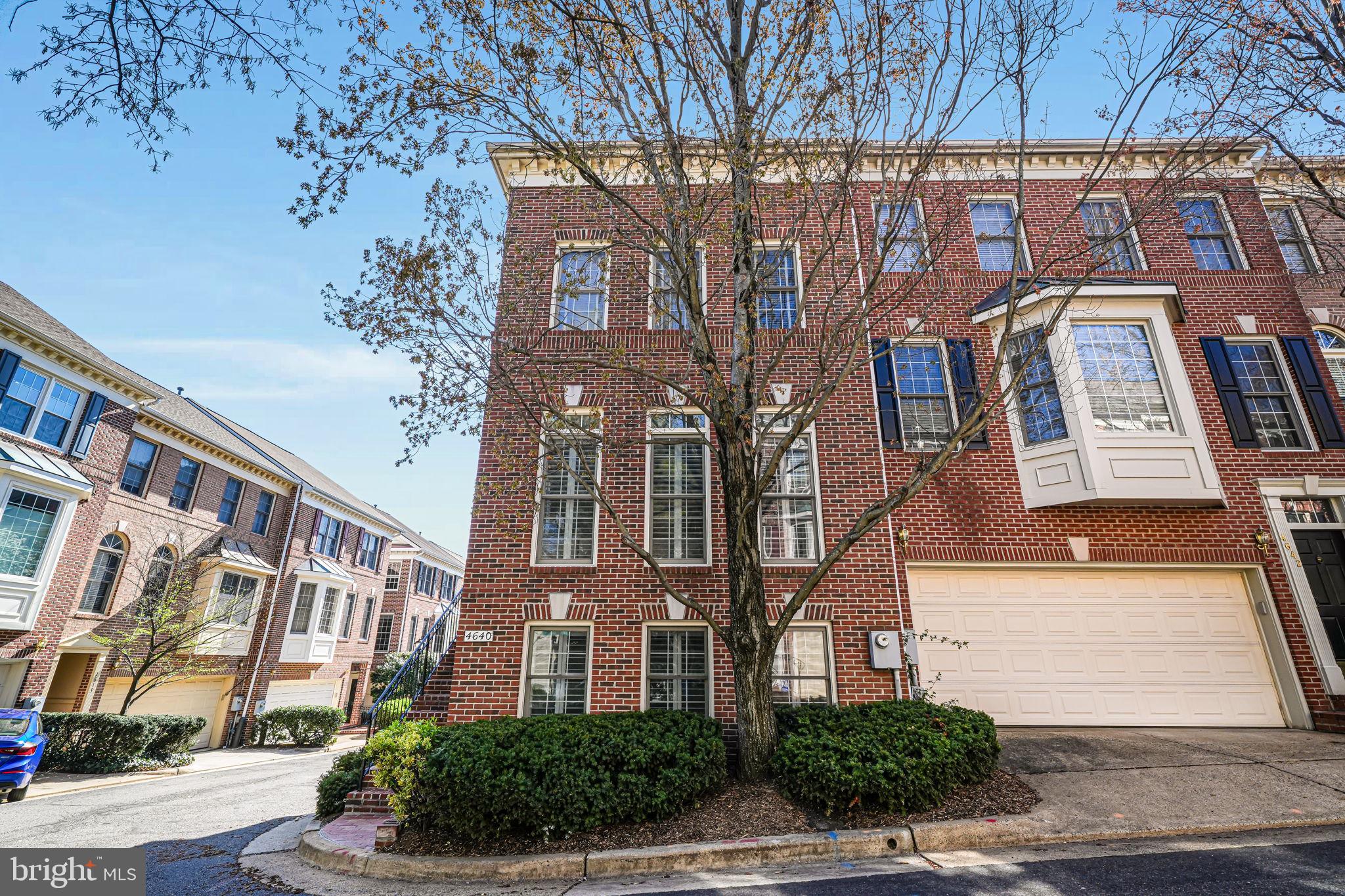 STONEGATE - Residential