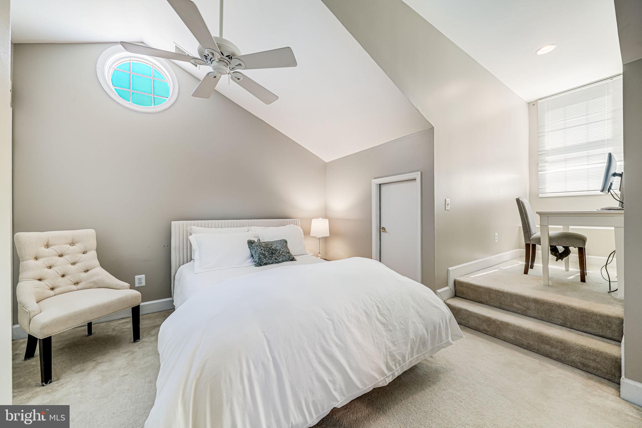 STONEGATE - Residential