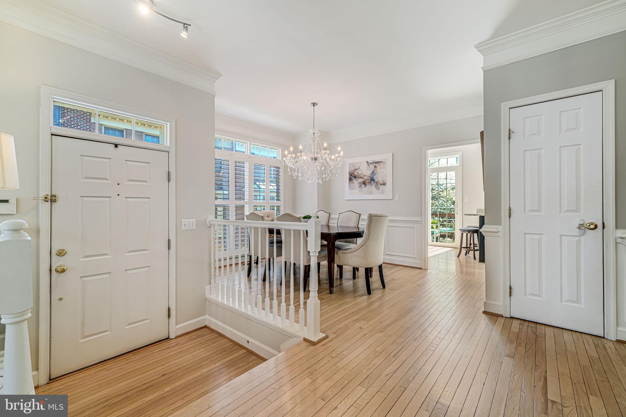 STONEGATE - Residential