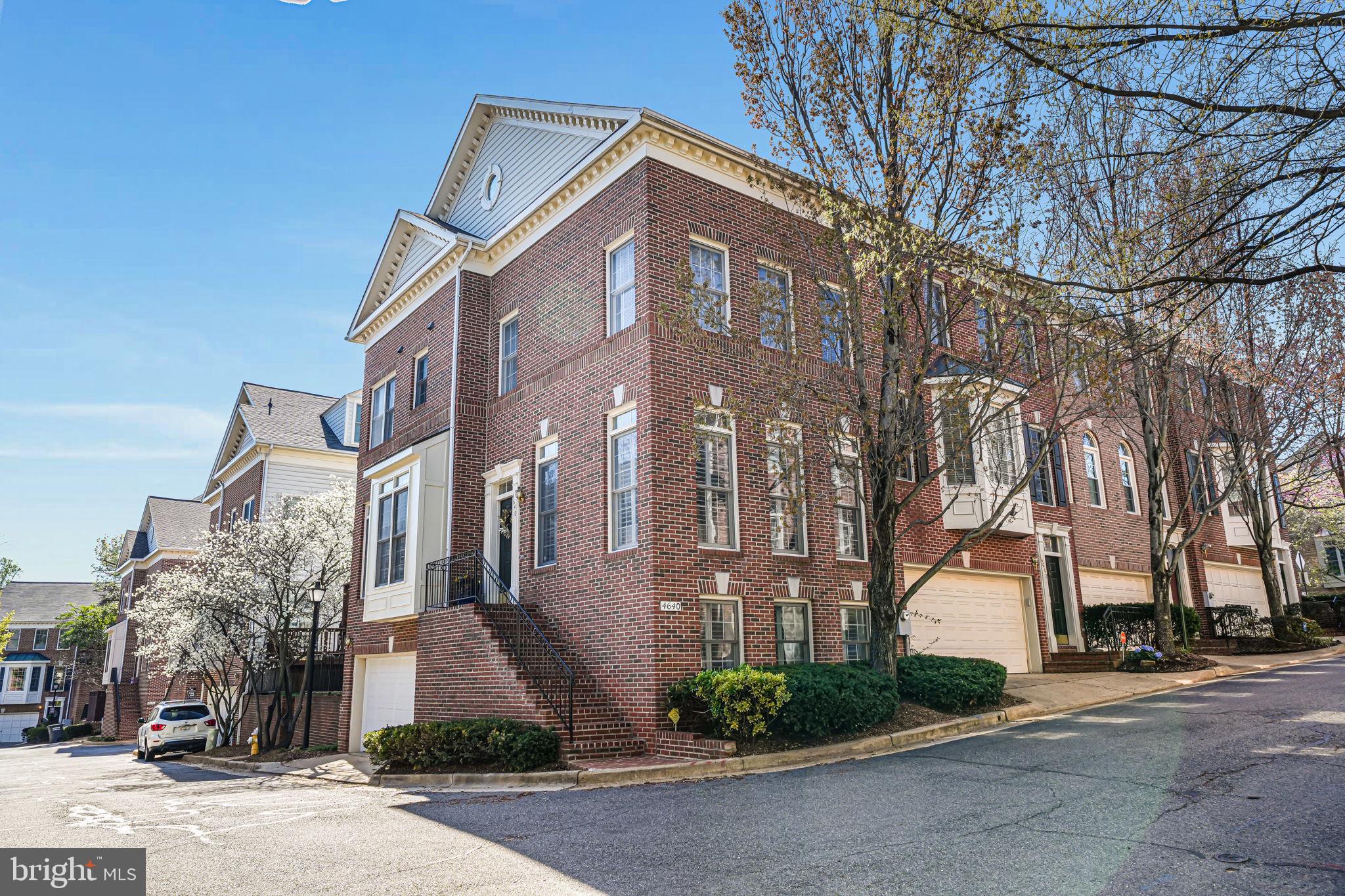 STONEGATE - Residential