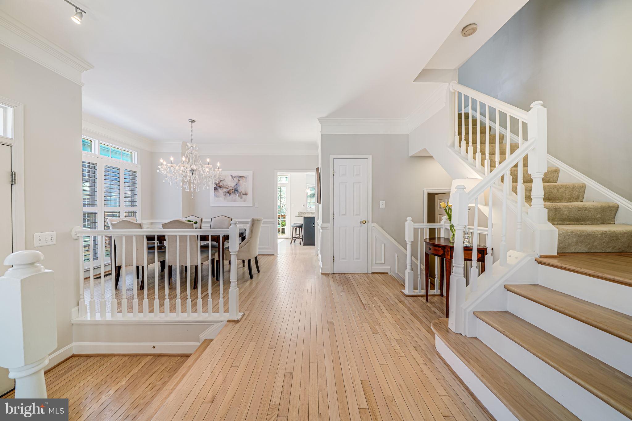 STONEGATE - Residential